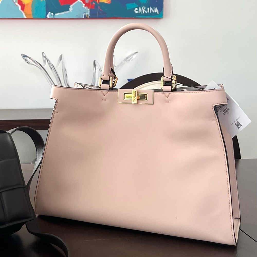 Fendi Peekaboo Medium BRAND NEW - Picture 2 of 9